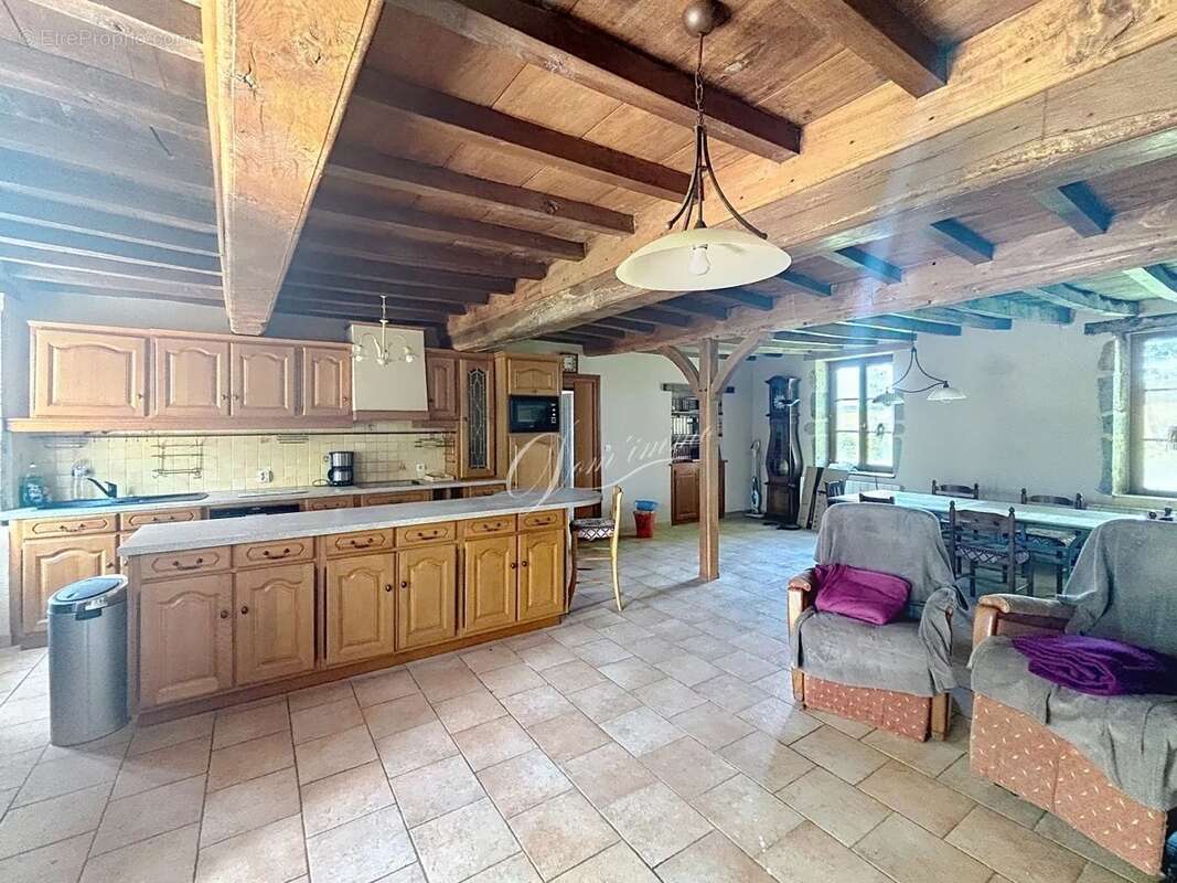 Maison à LIERNAIS