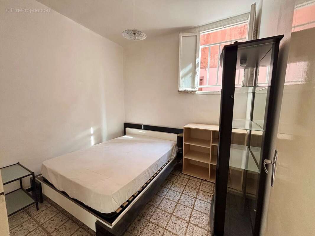 NICE CENTRE/LE PORT : 2 pièces 28m2 plein Ouest au calme sur cour - photo 5