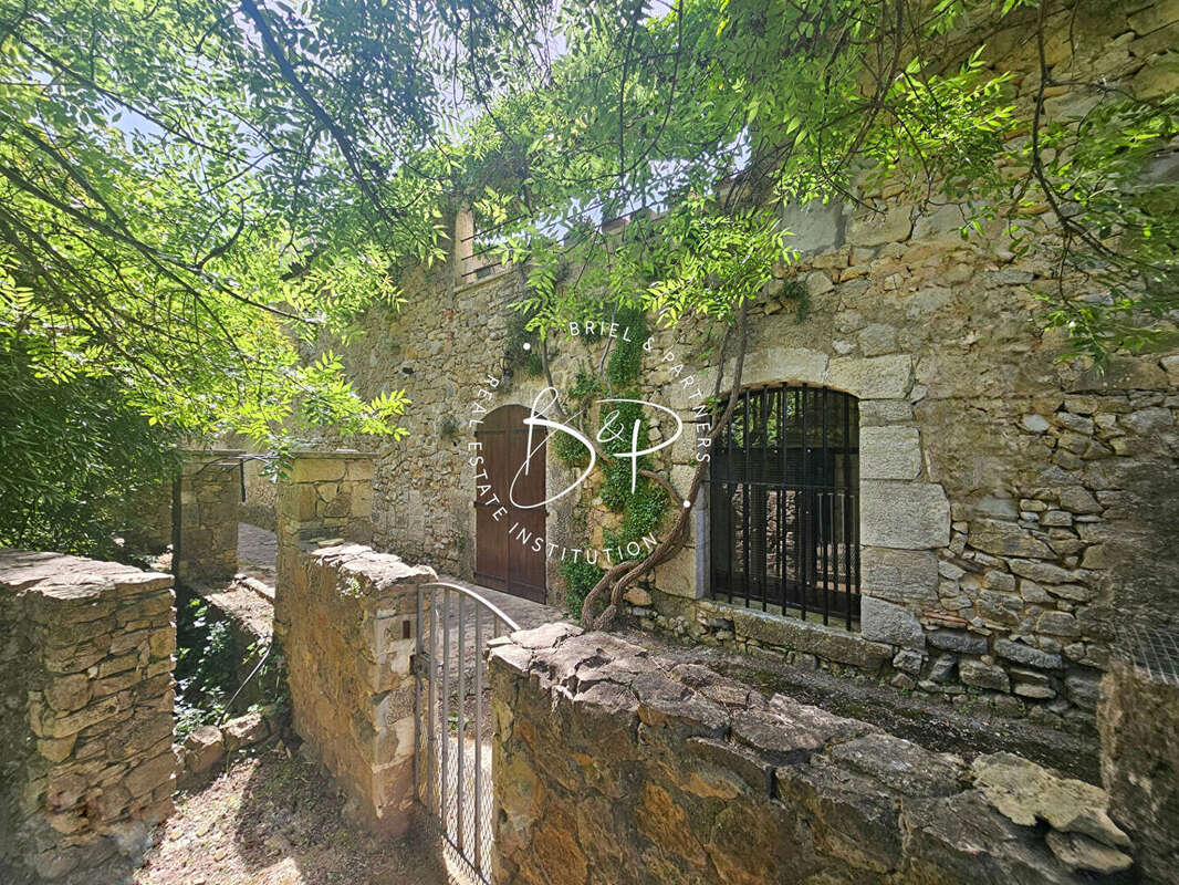 Maison à ENTRECASTEAUX