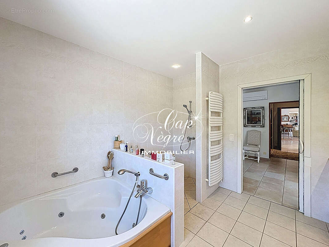 Maison à LE LAVANDOU