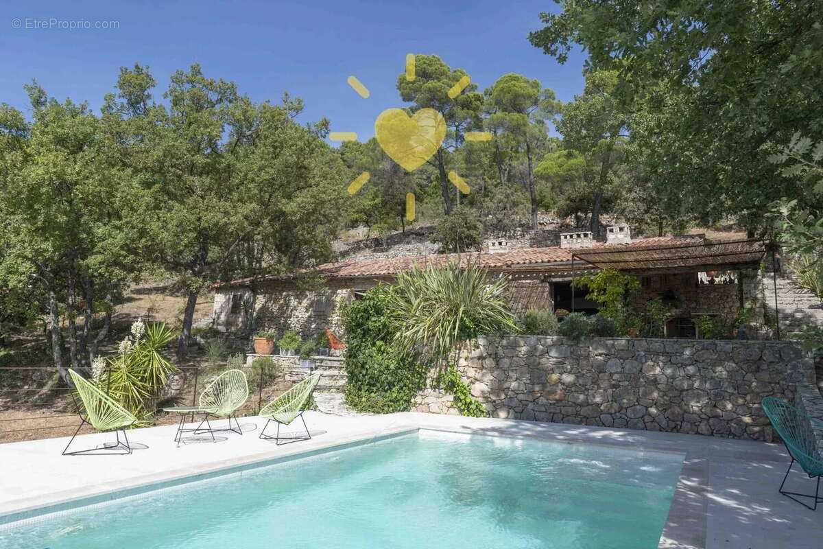 Maison à CALLAS