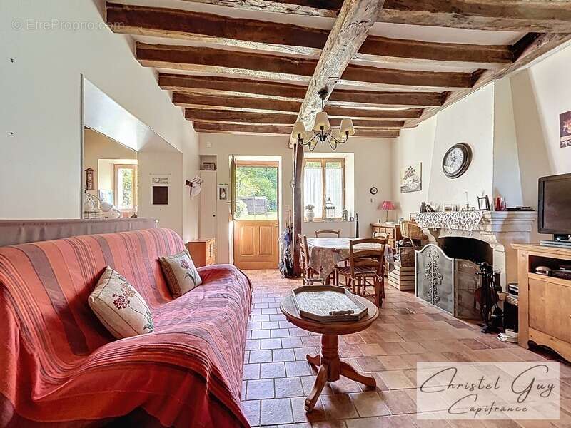 Chenu (72), maison de campagne sans travaux à vendre, 2 chambres sur 1825 m² de terrain - photo 5