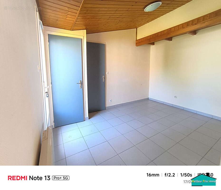 Maison 3 chambres proche des plages + Studio + T2  sur environ 500m2 - photo 8