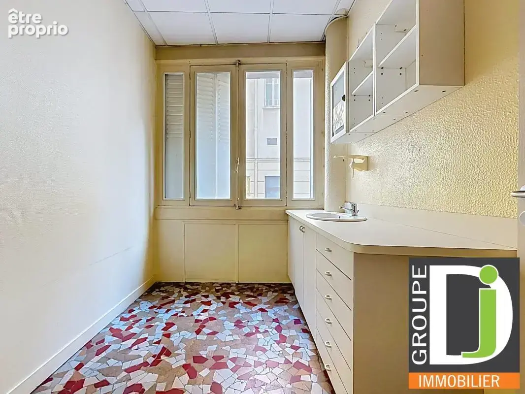 A vendre Appartement T7 avec garage et cave - photo 5