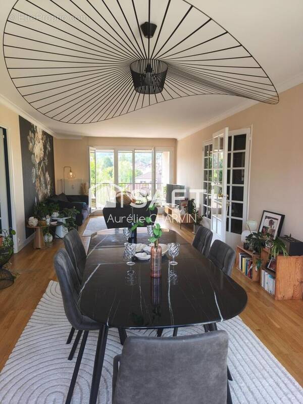 Photo 1 - Appartement à LONS-LE-SAUNIER