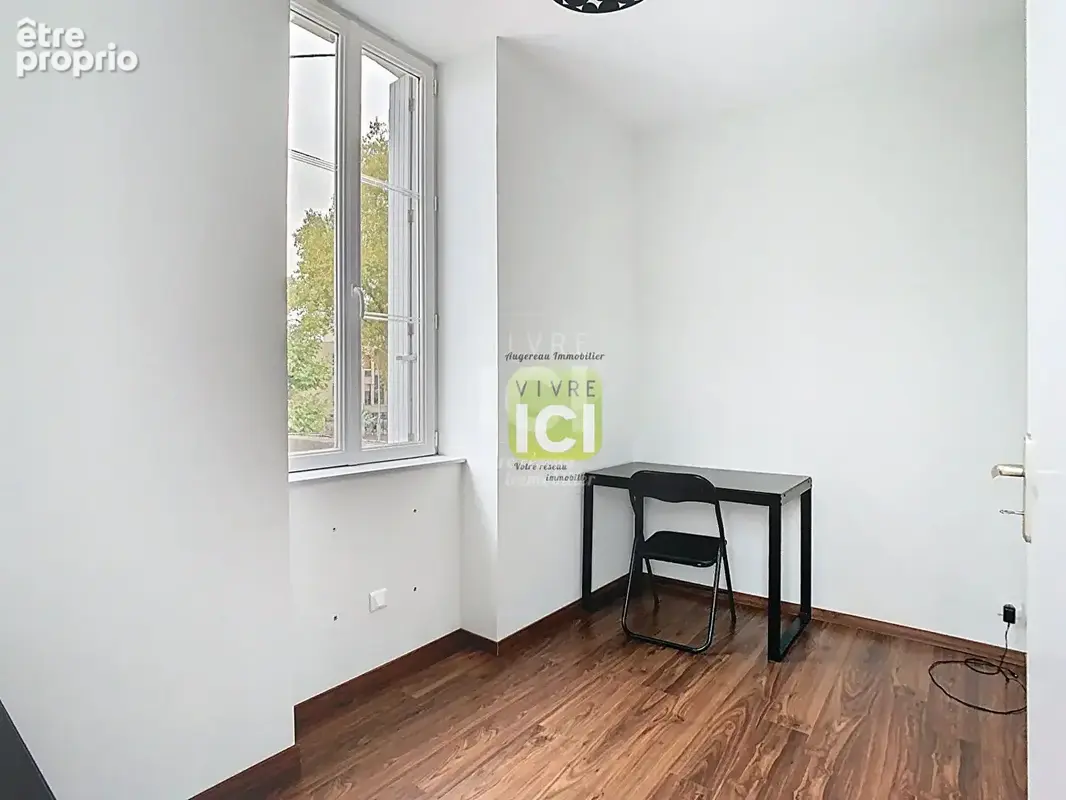 Appartement hyper centre Cholet 2 pièce(s) 64 m2 - photo 5