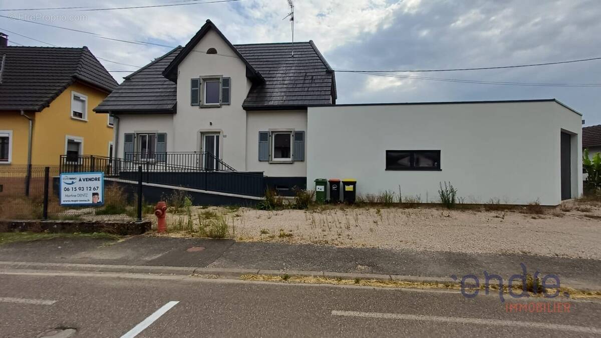 Maison à BALLERSDORF