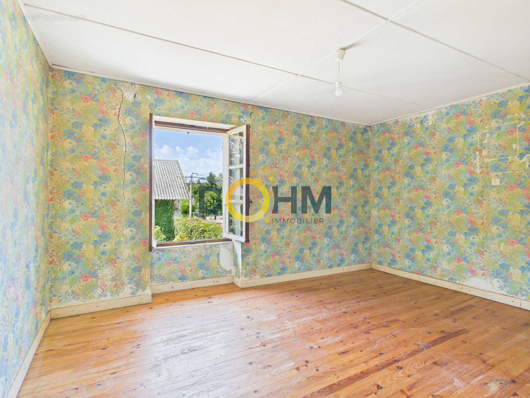 Maison dauphinoise à rénover   90 m2   Châbons, proche A43 et A48 - photo 8