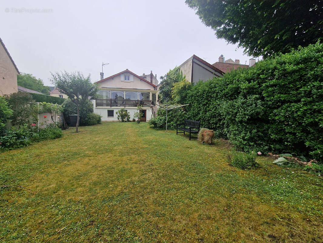 Maison à DEUIL-LA-BARRE