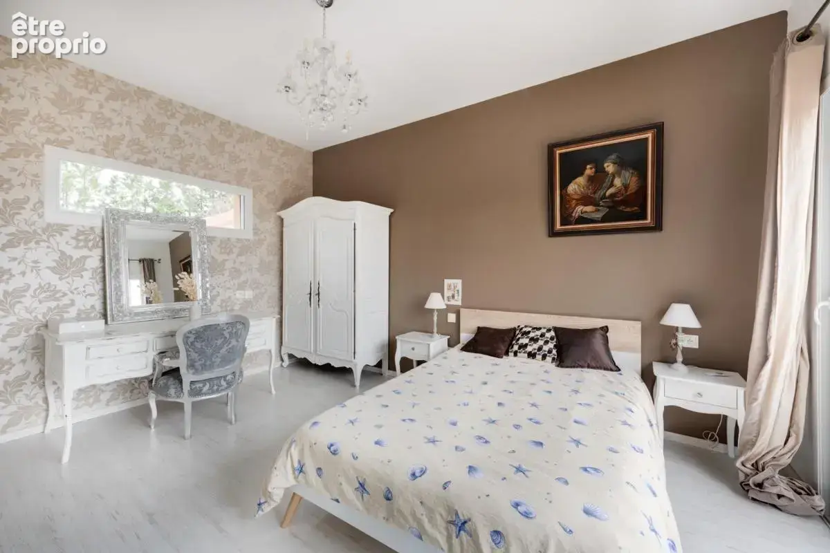 Très belle propriété Maison 8 pièces + 4/5 studios - photo 12