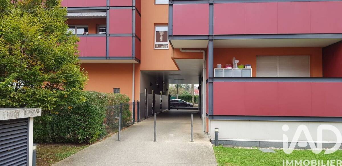 Photo 1 - Appartement à VENISSIEUX