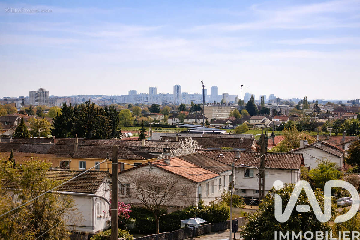 Photo 6 - Appartement à DEUIL-LA-BARRE