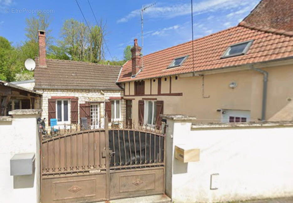 Maison à MARGNY-LES-COMPIEGNE