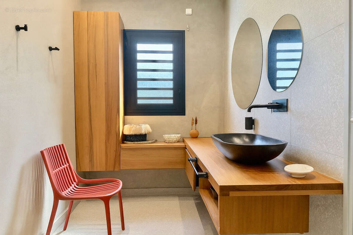 Maison à PETIT-BOURG