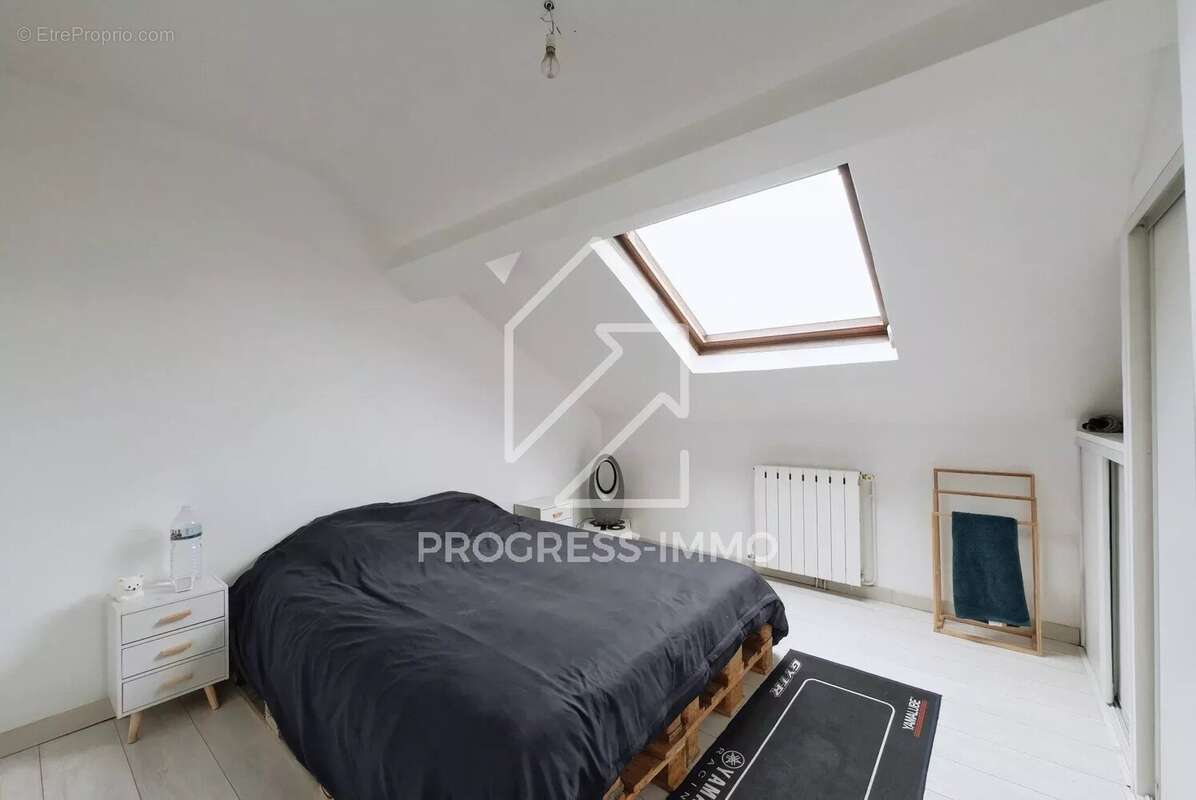 Maison à VILLECRESNES