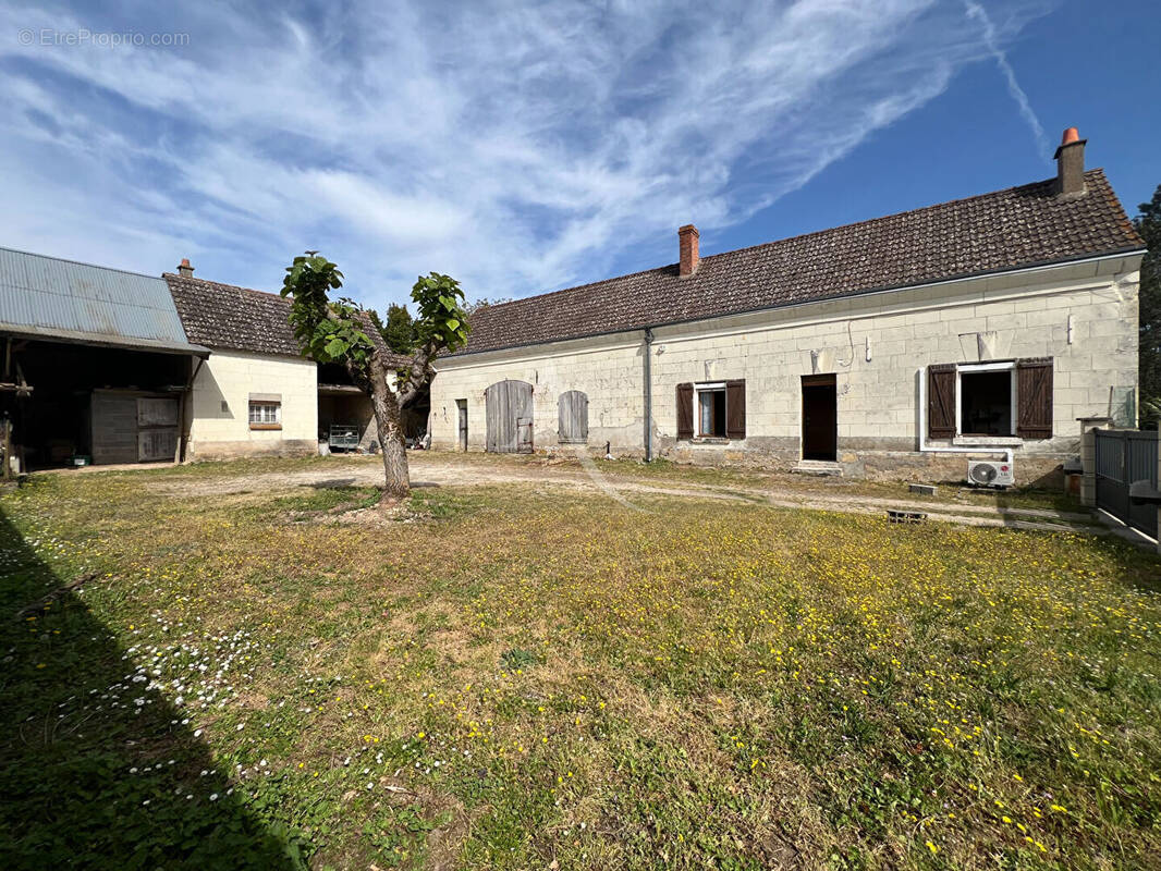 Maison à FAVEROLLES-SUR-CHER