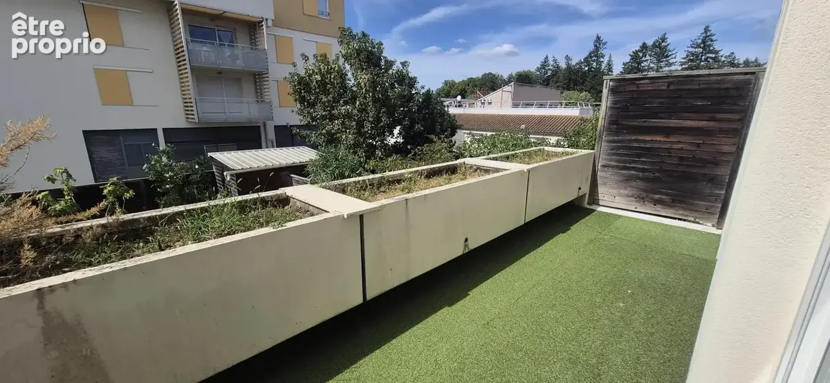 Appartement à CHARNAY-LES-MACON