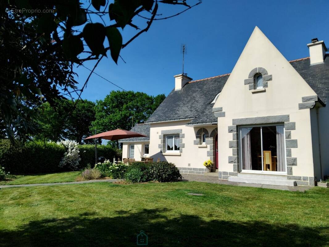 Maison à SAINT-CONNEC