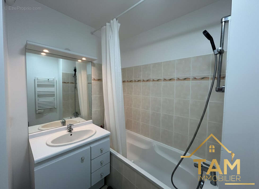 Appartement à SAINT-CYR-L'ECOLE