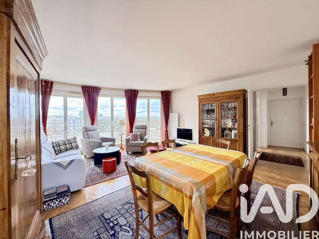 Photo 3 - Appartement à COURBEVOIE