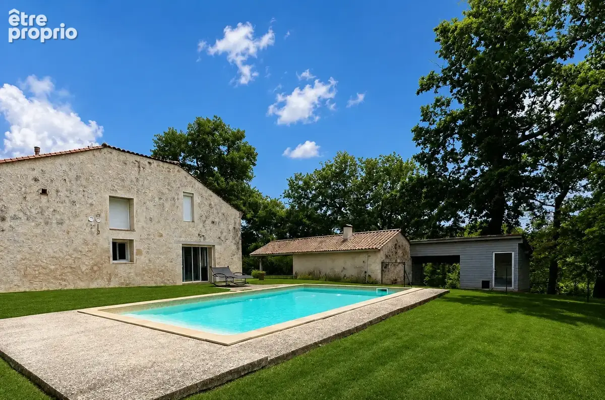 A VENDRE PROCHE D'AGEN ANCIENNE METAIRIE