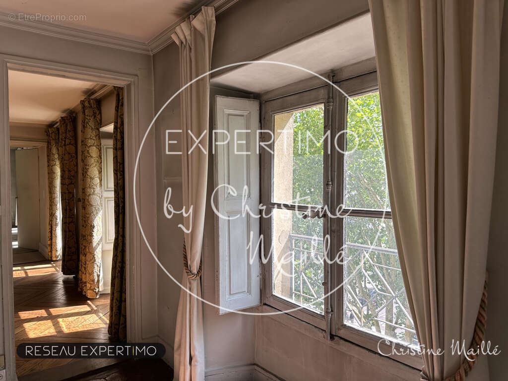 Appartement ancien Versailles Notre-Dame - photo 6