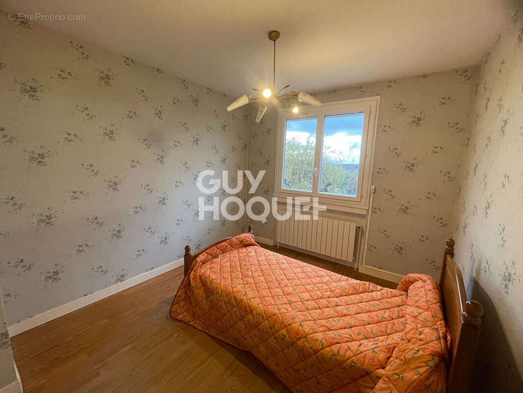 Maison à POUILLY-LES-FEURS