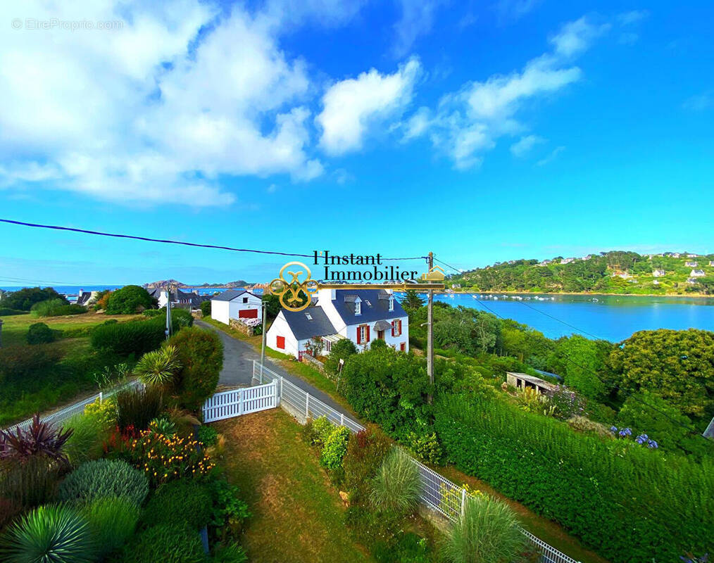 Maison à PLOUGASNOU