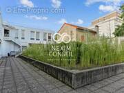 Commerce à NANTERRE