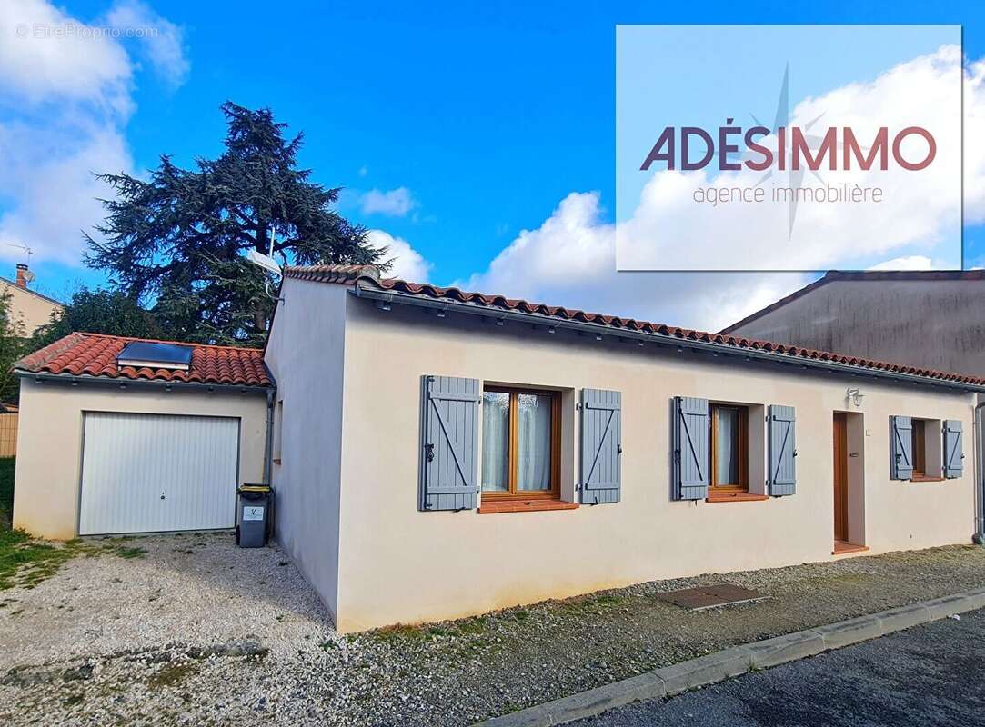 Maison à SAINT-SULPICE-SUR-LEZE