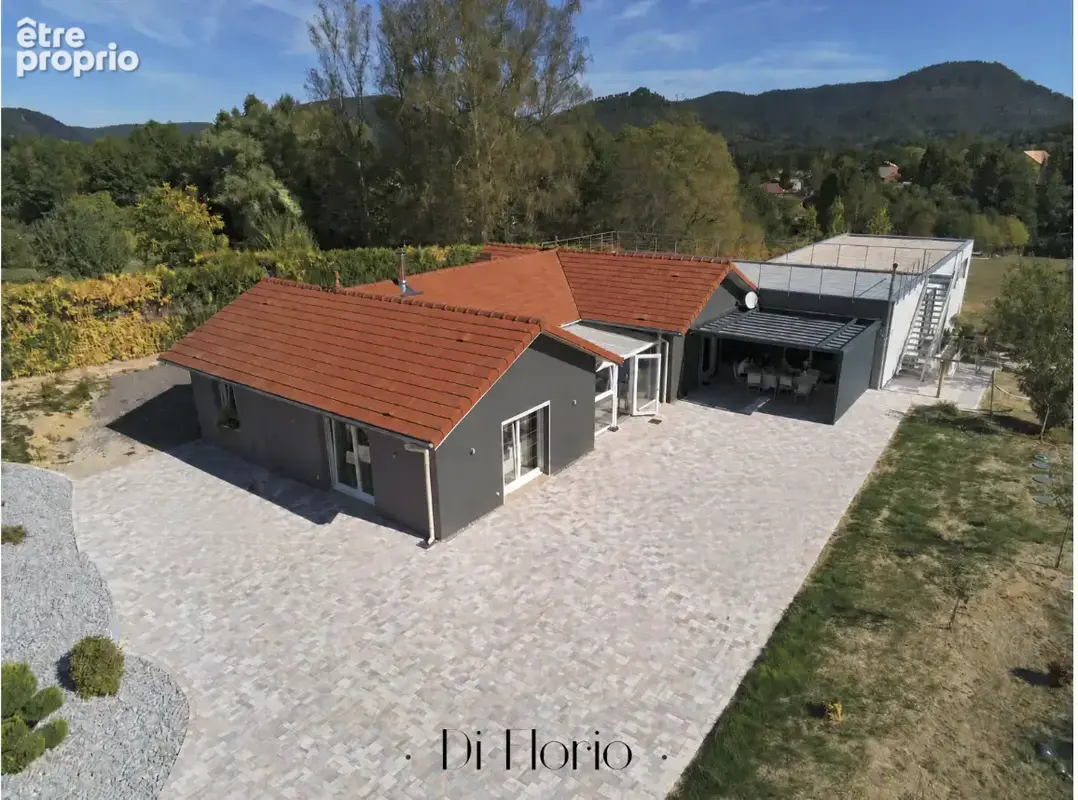 Maison à TAINTRUX