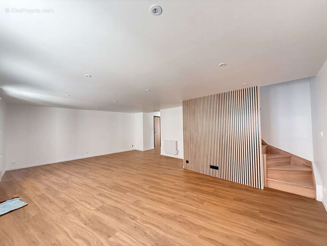 Maison de village 100 m2 renovee integralement - photo 2