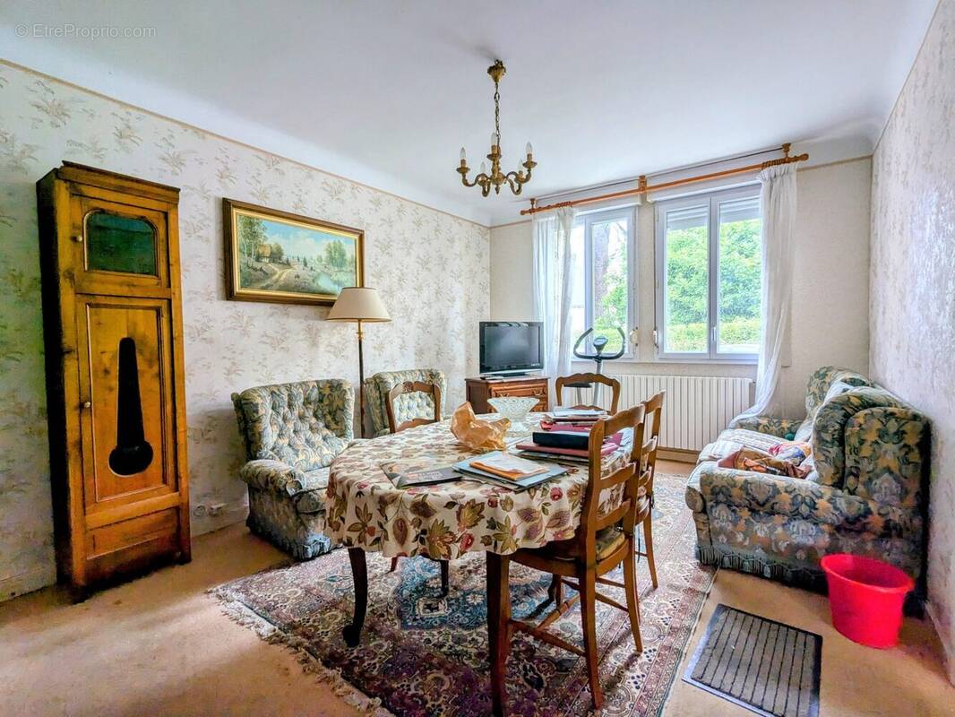 Maison à MUR-DE-BRETAGNE