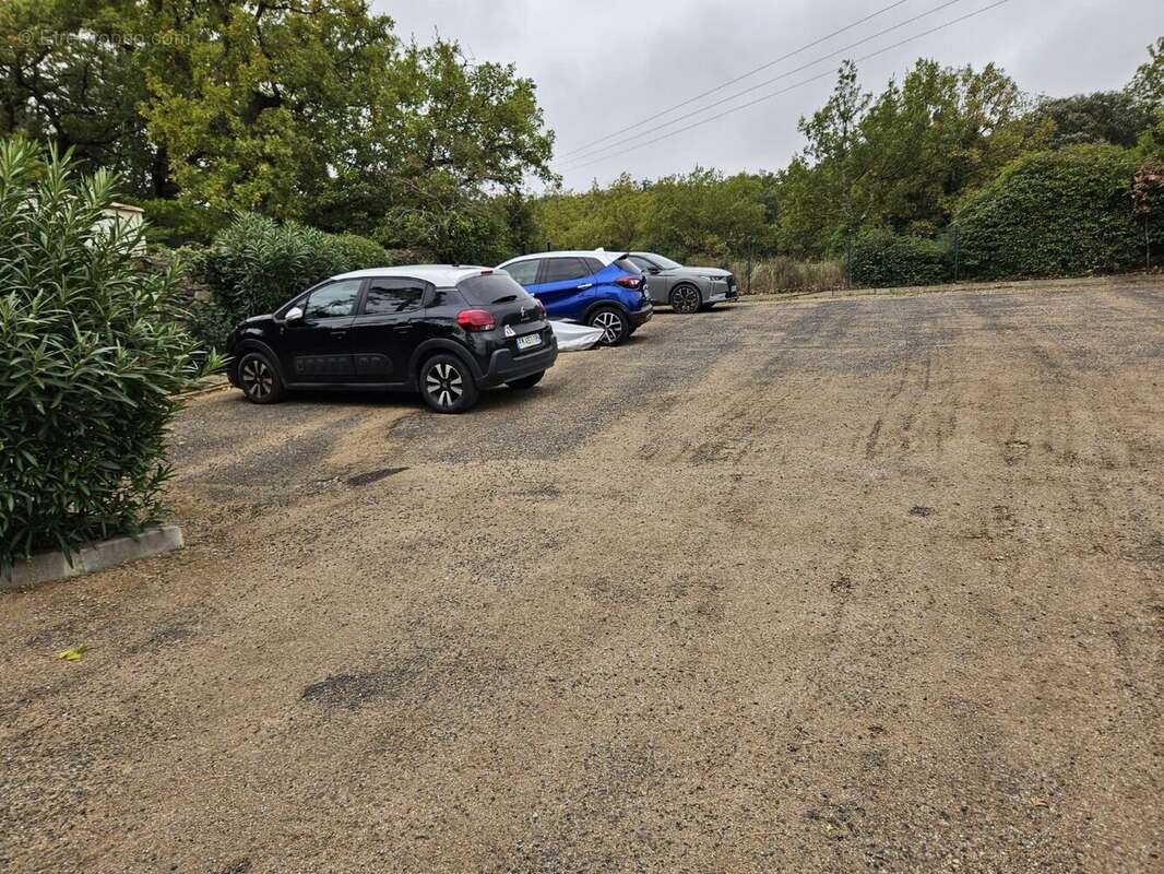 Maison à LEZIGNAN-LA-CEBE