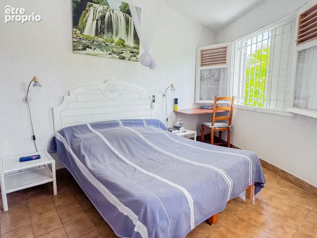Saint François - Villa avec piscine et garage - photo 13