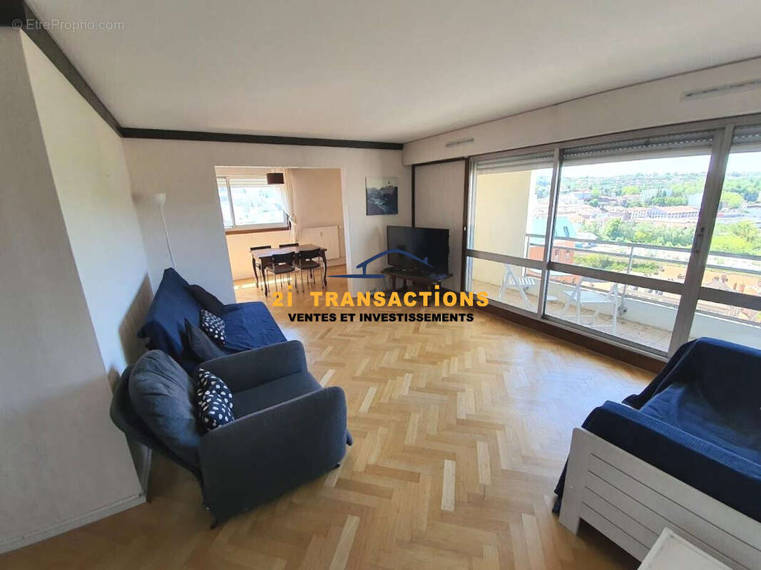 Appartement à SAINT-ETIENNE