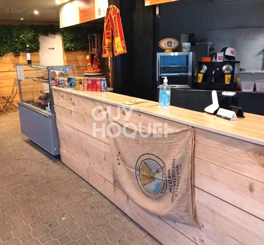 Commerce à SAINTE-MARIE