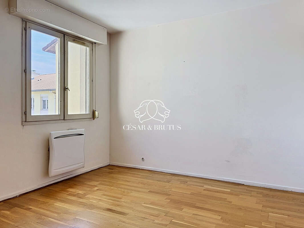 Appartement à LYON-9E