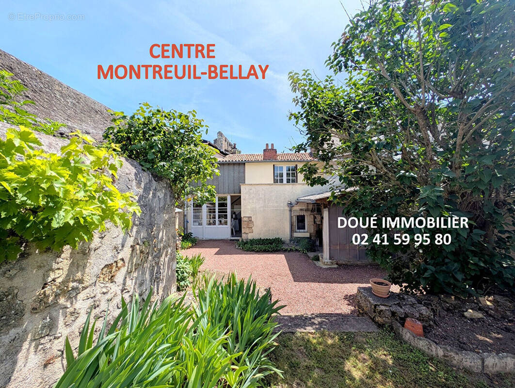 Maison à MONTREUIL-BELLAY