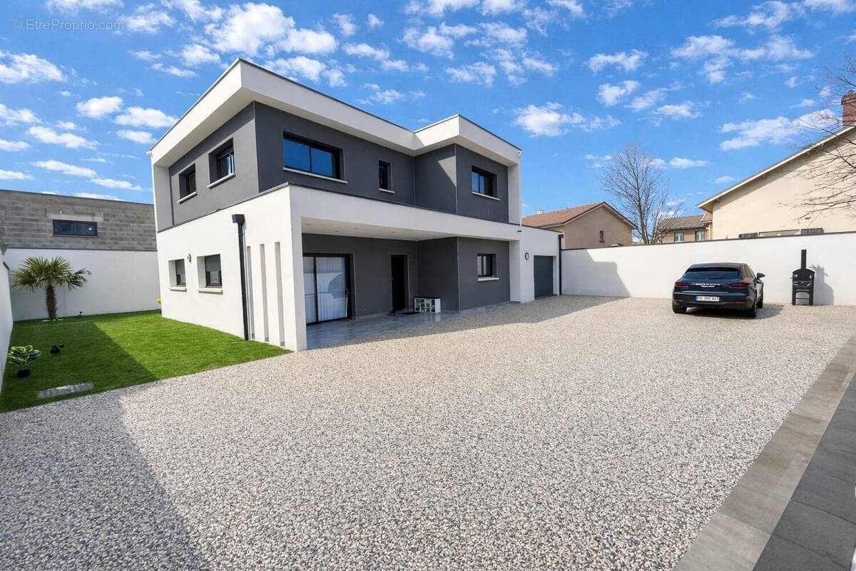 Photo 1 - Maison à GRIGNY