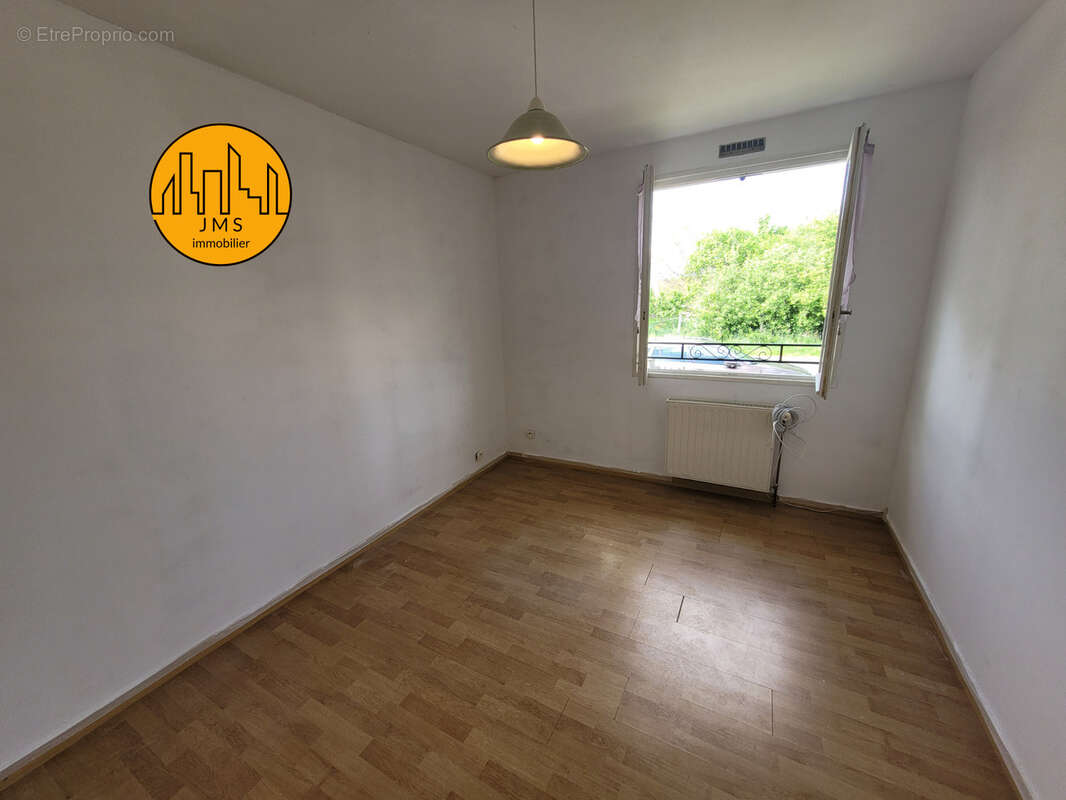 Maison à LA FERTE-HAUTERIVE