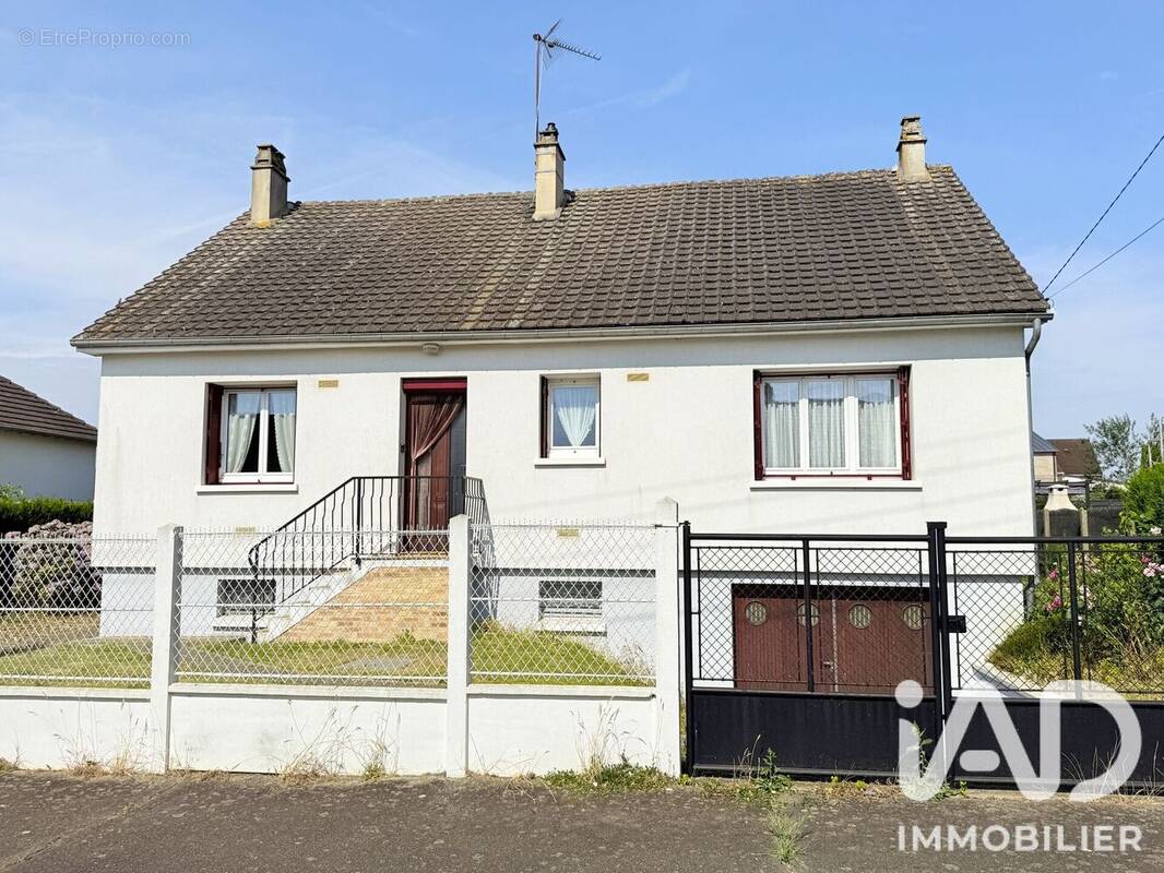 Photo 1 - Maison à BROU