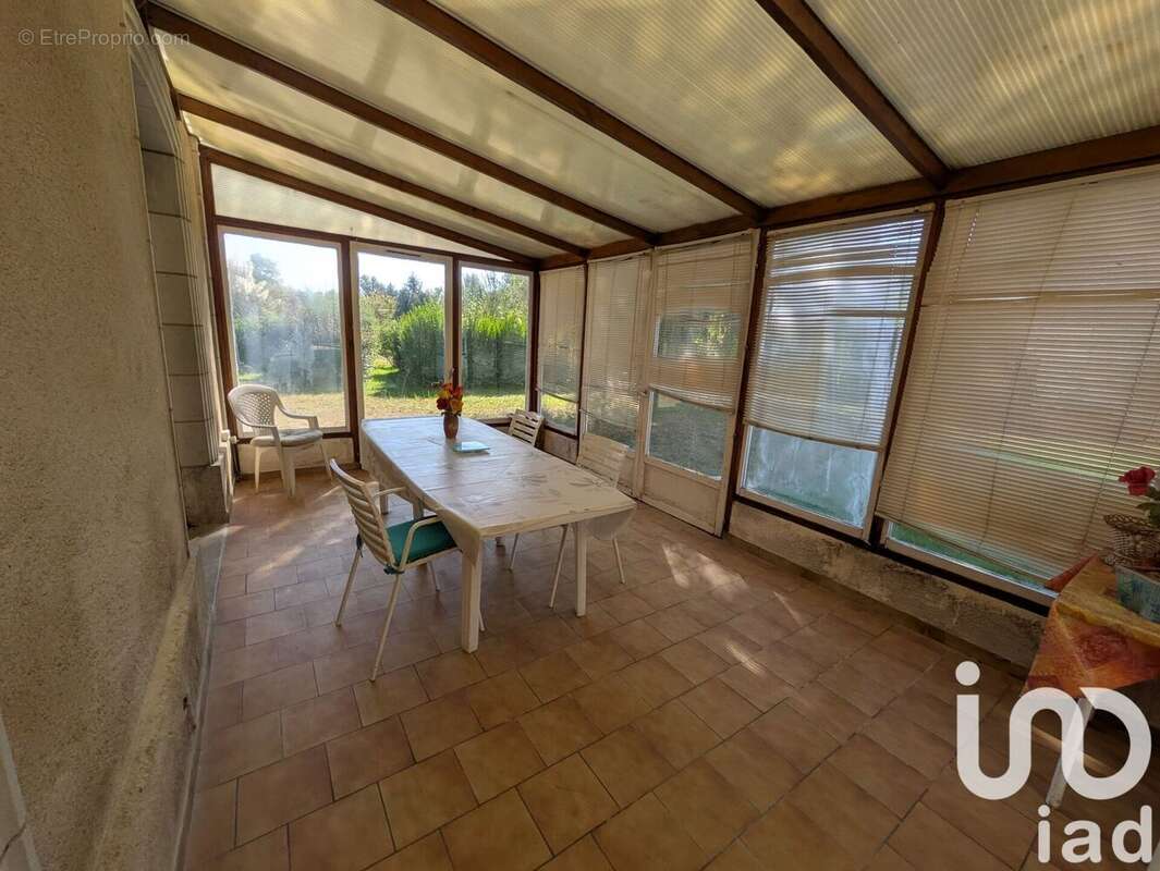 Maison 127 m² à Gizeux  - photo 8