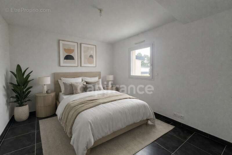 Maison à LE RELECQ-KERHUON