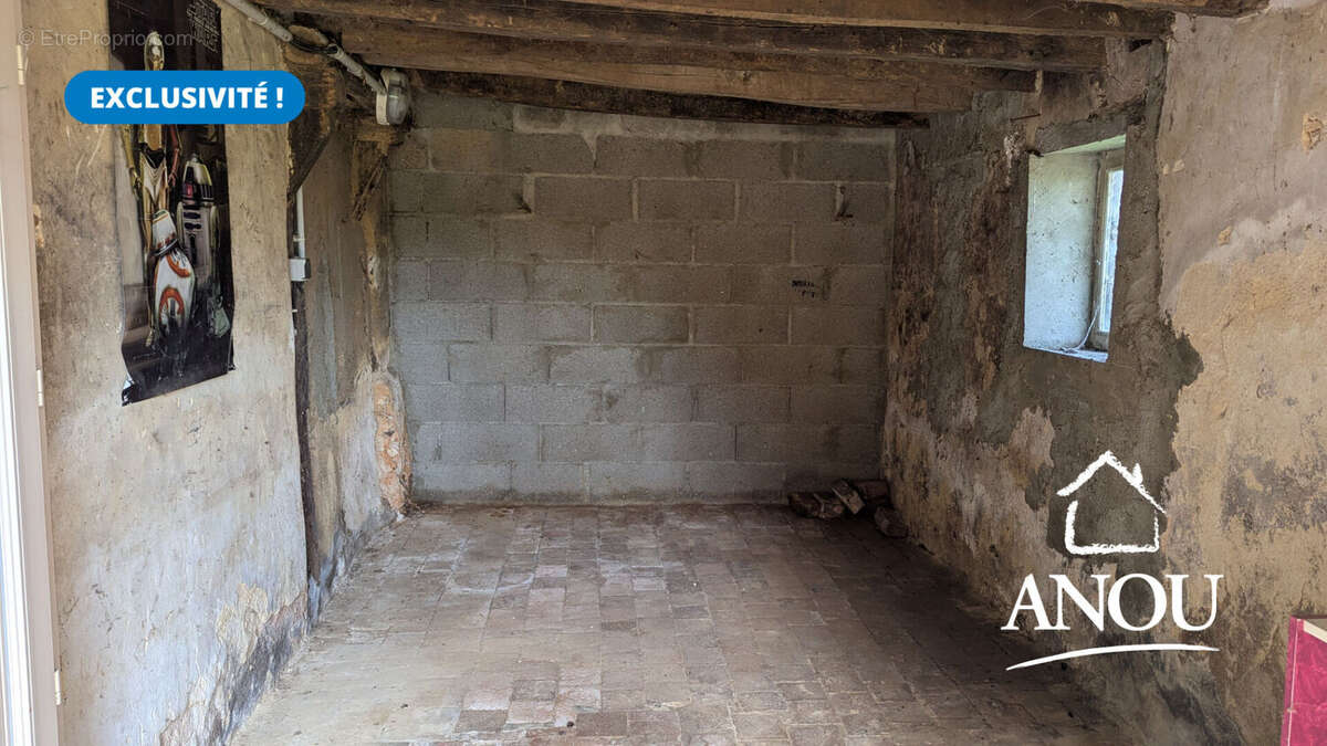 Maison 2 chambres avec garage et dépendances - photo 9