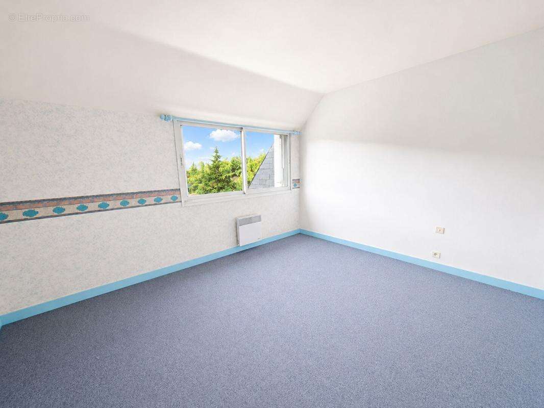 Magnifique propriété de 218 m² sur parc arboré de 3 748 m² avec hangar de 256 m² - photo 13