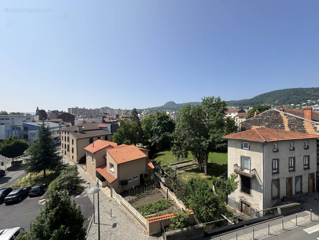 Appartement à CHAMALIERES