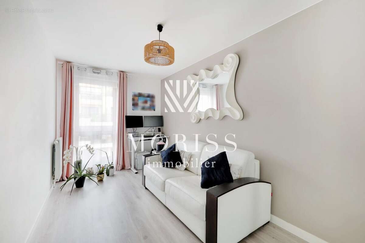 Appartement à COLOMBES