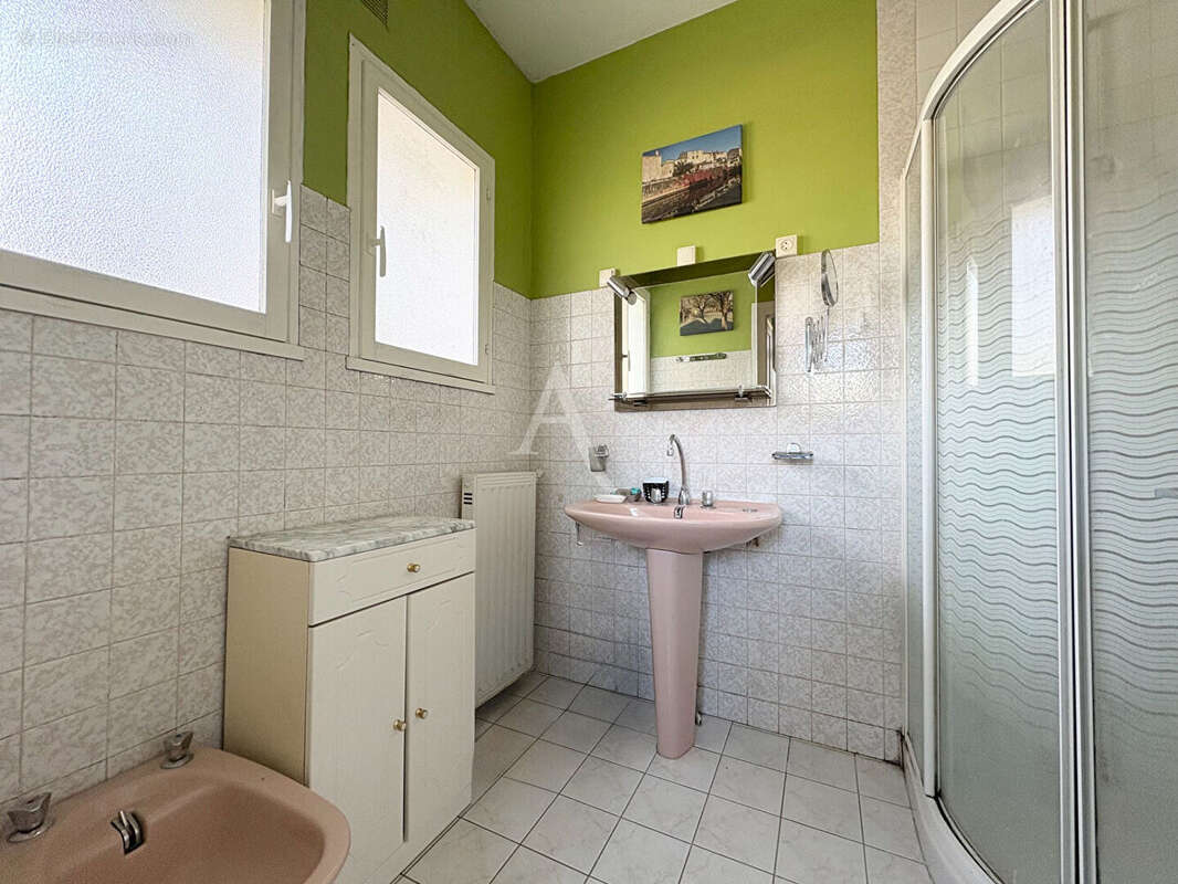Maison 6 pièces - 3 chambres - LES VELLUIRE SUR VENDEE - photo 7