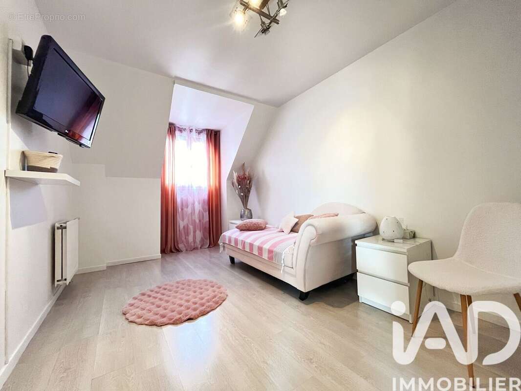 Photo 6 - Maison à BONDY